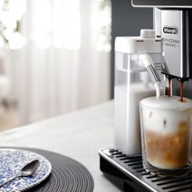 DeLonghi PrimaDonna Aromatic Fully Automatic Coffee Machine ECAM63075TM hero image