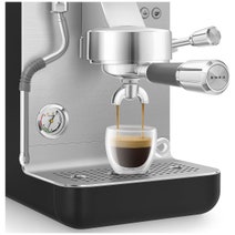 Smeg Minipro Espresso Coffee Machine Matte Black EMC02BLMAU hero image