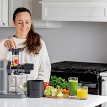 Ninja NeverClog Cold Press Juicer JC151 hero image