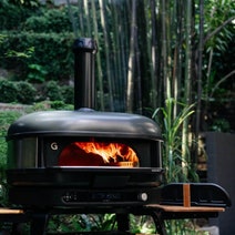 Gozney Dome XL Dual Fuel Natural Gas Pizza Oven Black GMNOBAU1826 hero image