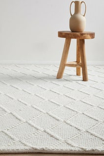 Rug Culture Huxley Extra Large Off White Rug 320X230CM - HU-WHITE-320230 hero image