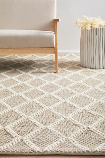 Rug Culture Huxley Large Natural & Off White Rug 280X190CM - HU-NATURAL-280190 hero image