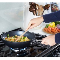 Beko 90cm Multifunction Dual Fuel Light Blue Freestanding Oven/Stove BRC916GMB-L hero image