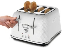Delonghi KBJ2001WCTJ4003W Brillante Kettle and Brillante Toaster Pack hero image