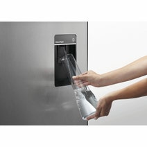 Fisher & Paykel Series 7 476L Integrated French Door Refrigerator with Ice and Water RS90AU1 hero image