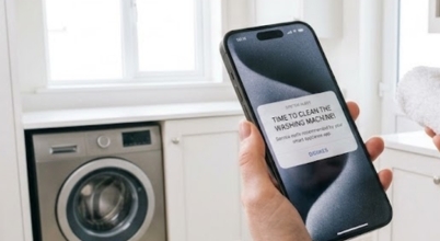 A phone reminder to clean washing machine